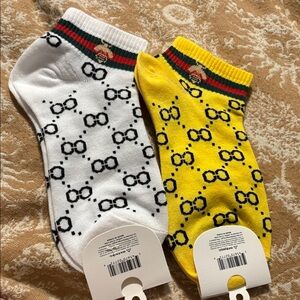 Stylish White and Yellow Patterned Ankle Socks